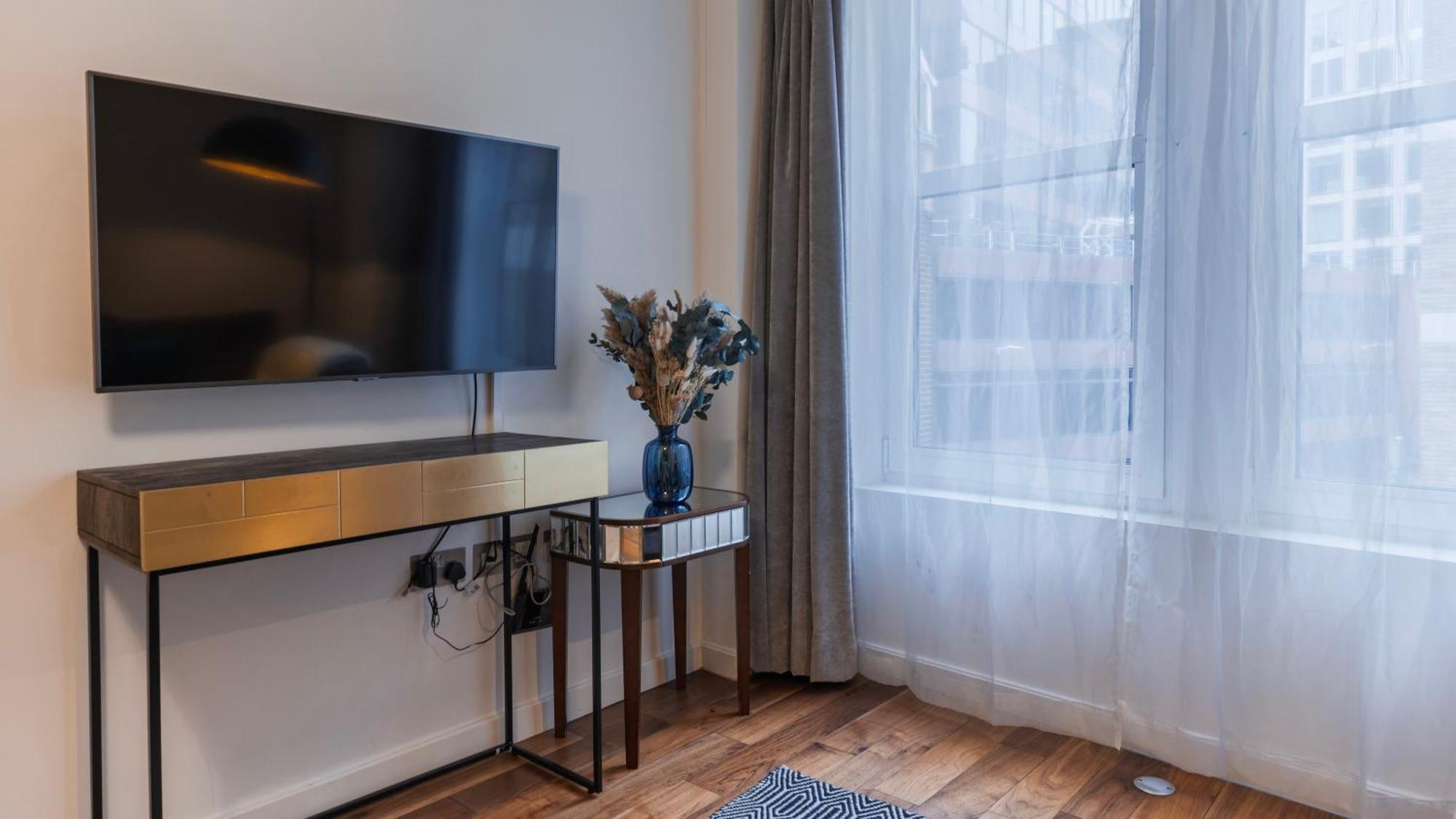 Monument Serviced Apartments By Lovelystay Londra Dış mekan fotoğraf